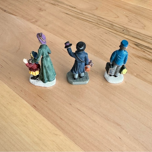 Christmas village people - Picture 3 of 3